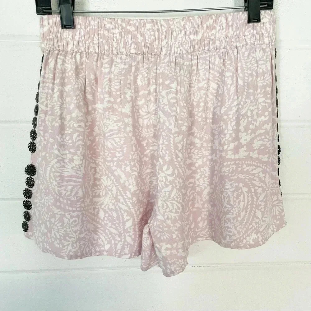 NWT Astars High Waist Pink Embroidered Shorts with Coins Decoration S Waist 28” - Picture 4 of 6